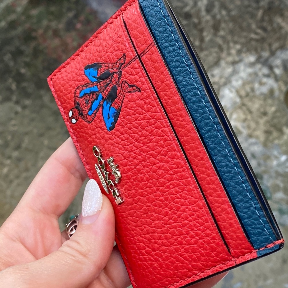 Coach Spider-Man Marvel Red CardHolder Wallet - Picture 11 of 16